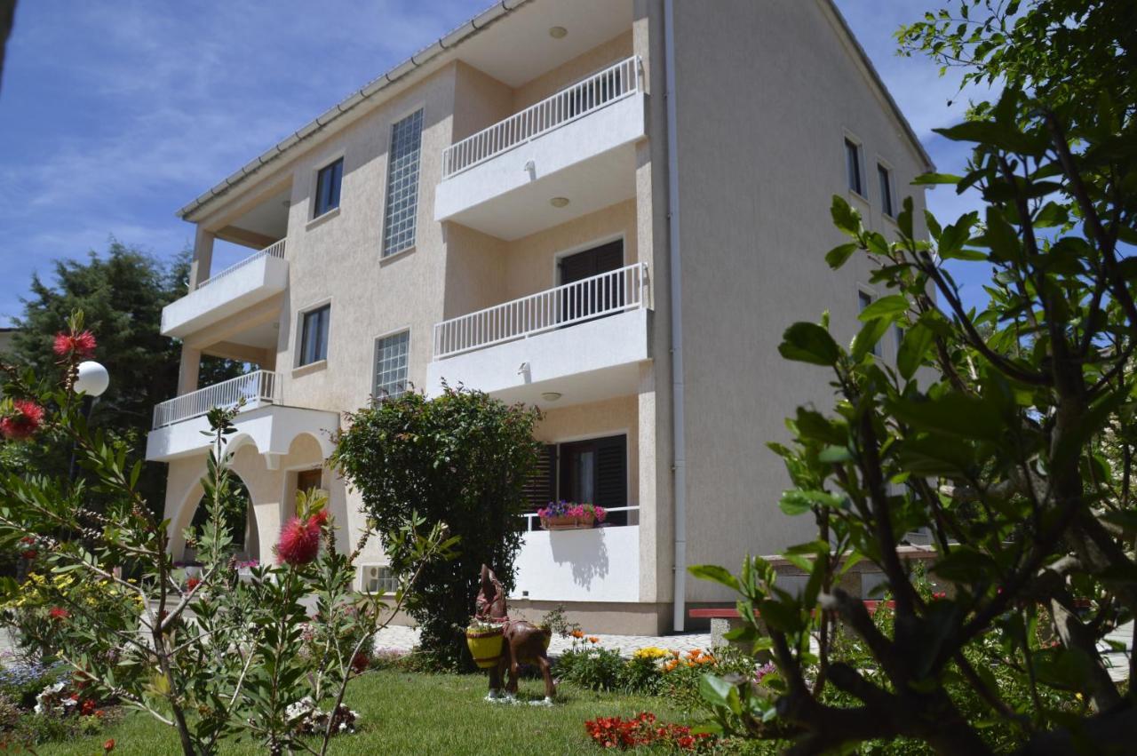 Apartmán Lily Krk Town Exteriér fotografie