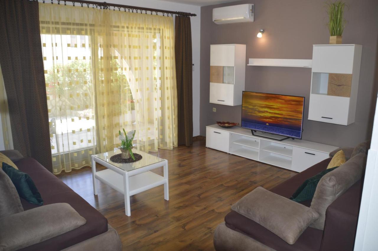 Apartmán Lily Krk Town Exteriér fotografie